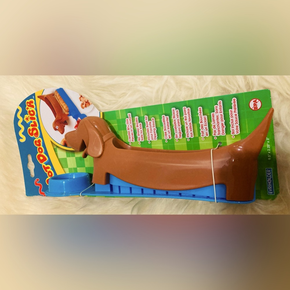 Dachshund Weiner Hot Dog Slicer with Condiment Cup Bite Size Cutter Brand New